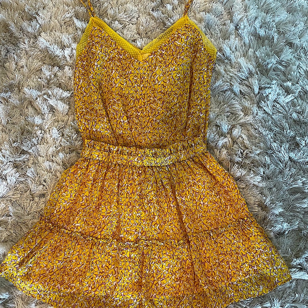 GOA silk like two piece set in yellow floral size 1 (XS/S)
